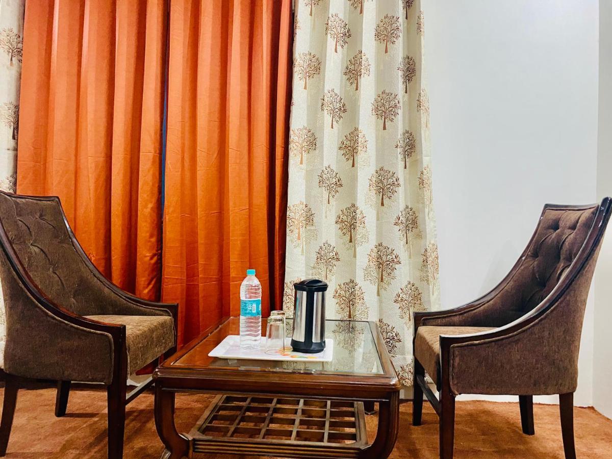 Royal Green Mashobra - Mountain And Valley View Rooms Shimla Ngoại thất bức ảnh
