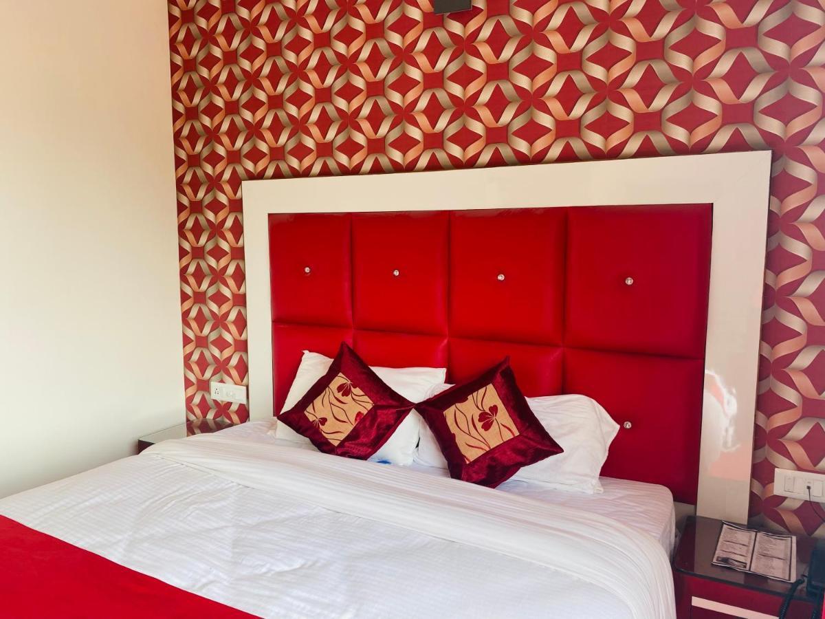 Royal Green Mashobra - Mountain And Valley View Rooms Shimla Ngoại thất bức ảnh