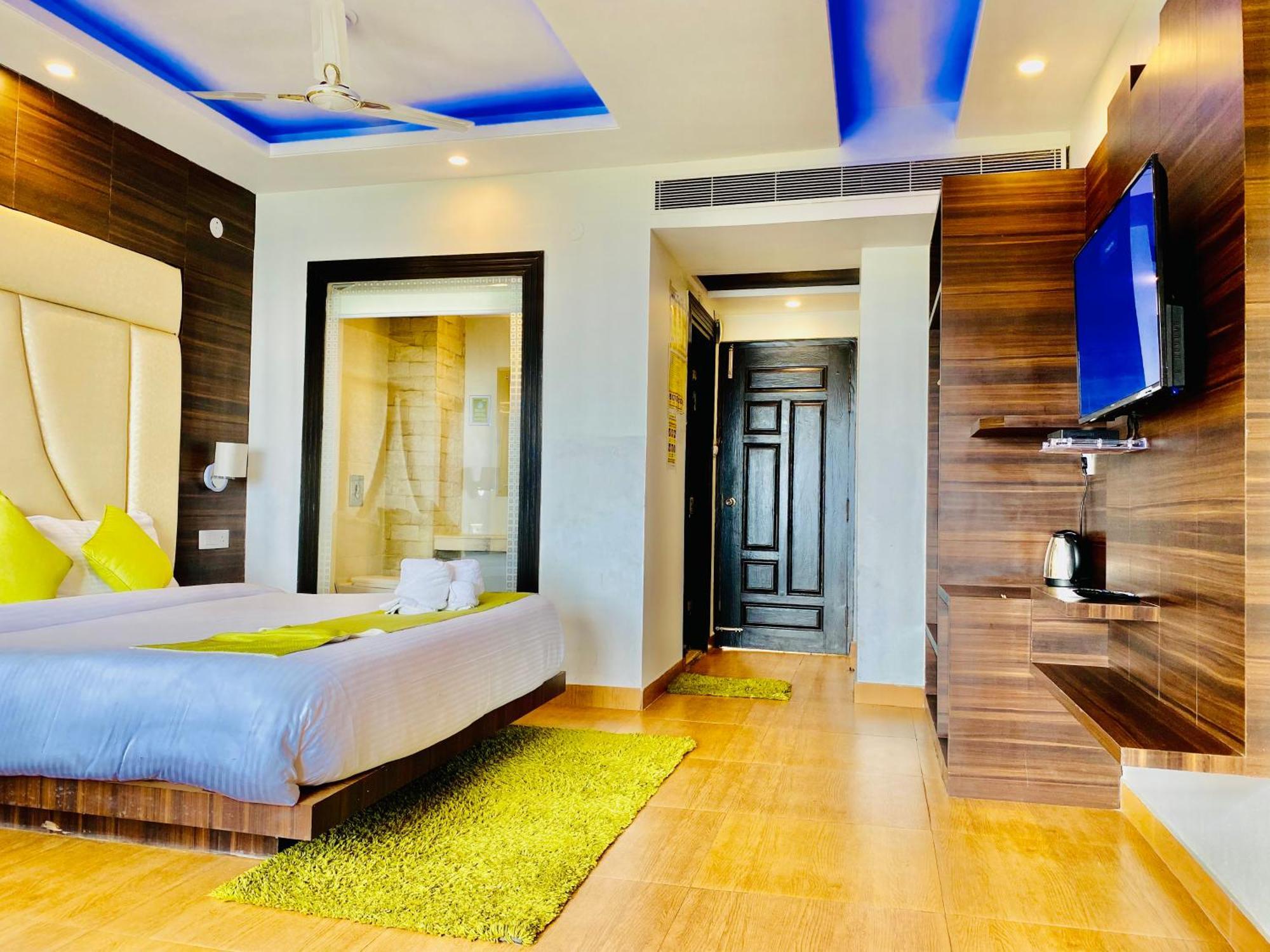 Royal Green Mashobra - Mountain And Valley View Rooms Shimla Ngoại thất bức ảnh