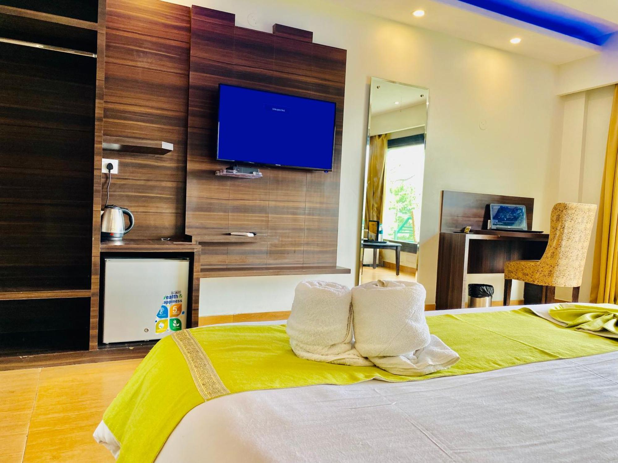 Royal Green Mashobra - Mountain And Valley View Rooms Shimla Ngoại thất bức ảnh