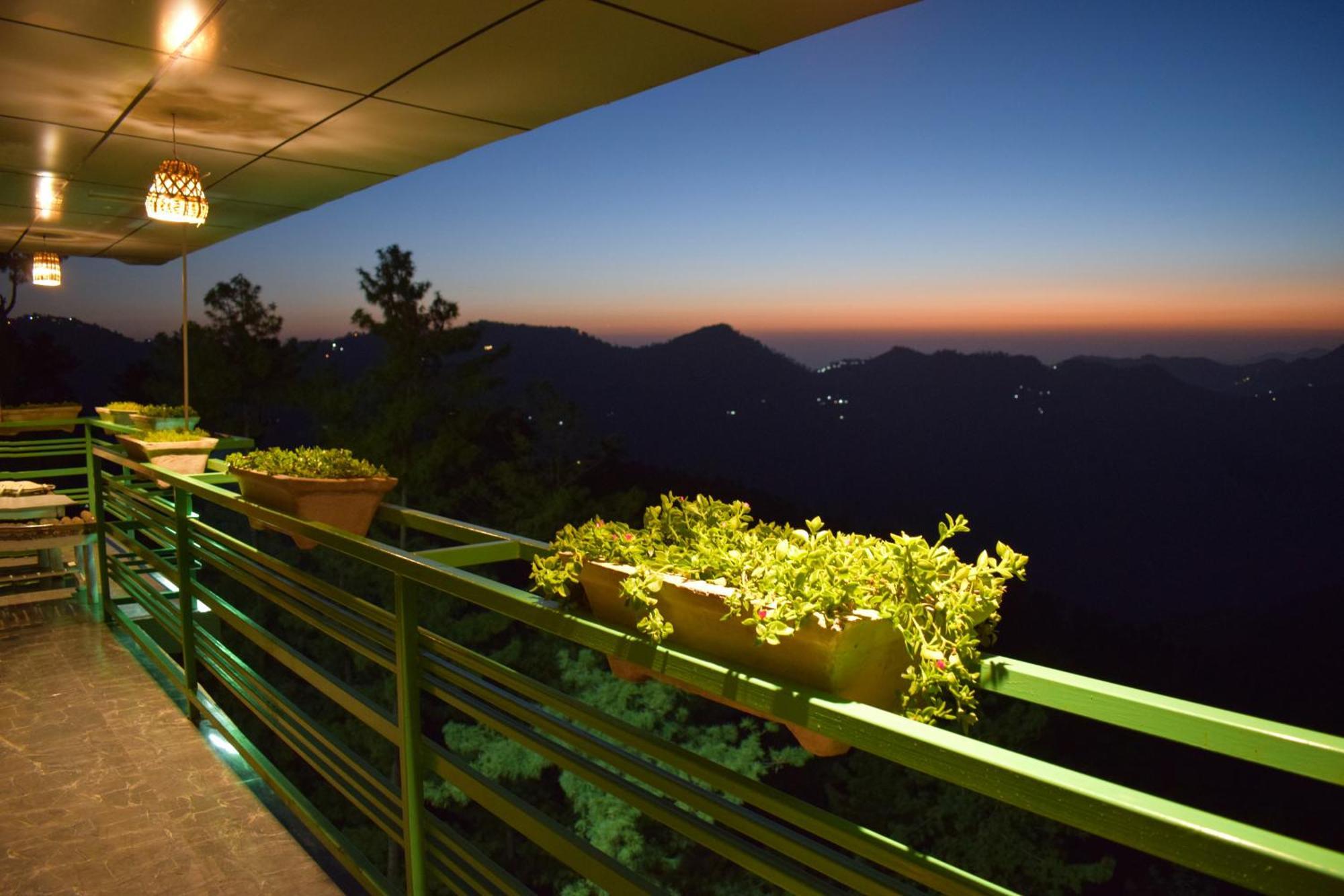 Royal Green Mashobra - Mountain And Valley View Rooms Shimla Ngoại thất bức ảnh