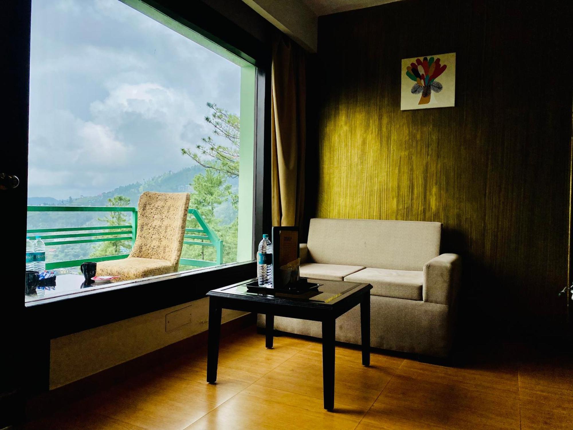 Royal Green Mashobra - Mountain And Valley View Rooms Shimla Ngoại thất bức ảnh